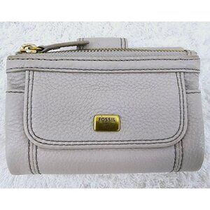 FOSSIL Greige Pebble Leather Medium Flap Bi-Fold Wallet Clutch Organizer